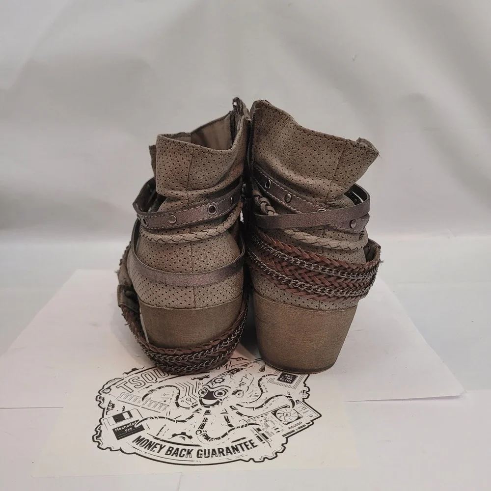 Maurices Cassie Ankle Boots Womens 9M Taupe Perforated Boho Chain Straps 79232
